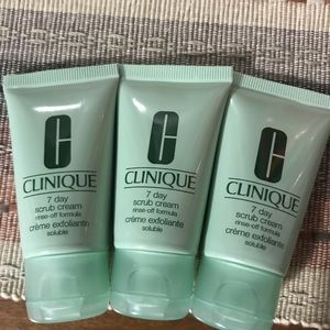 3 Clinique 7 Day Scrubs